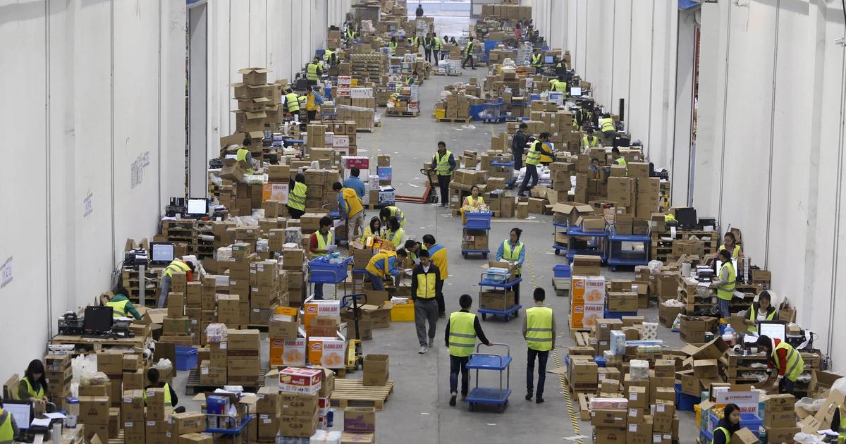 China’s economic woes deepen, new data shows China’s economic woes deepen, new data shows