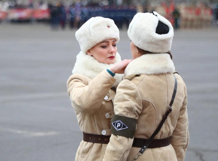 Russian service members take part in a military parade marking the 80th anniversary of the victory of Red Army over Nazi Germany’s troops in the Battle of Stalingrad during World War Two, in Volgograd