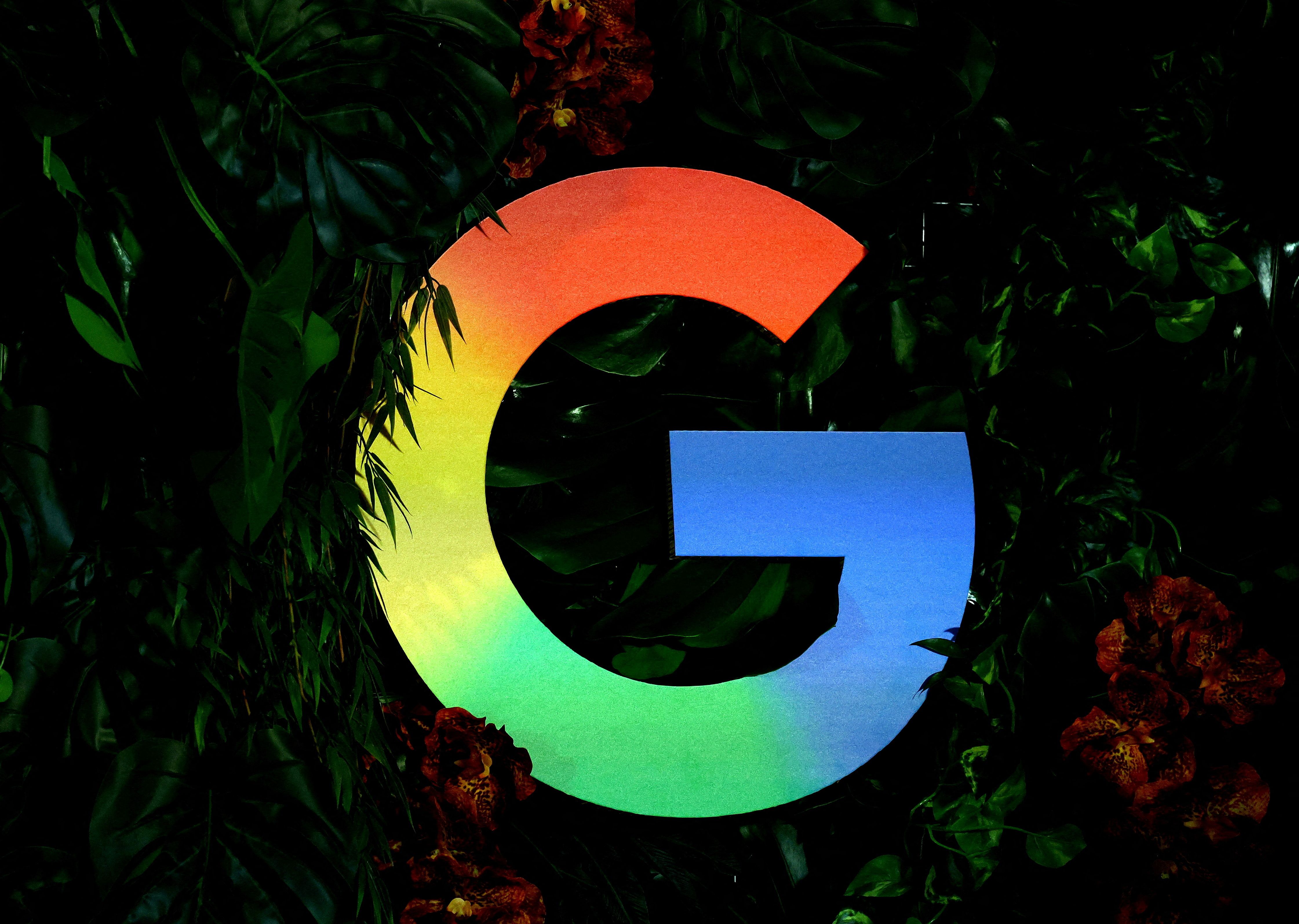 Alphabet loses $500 billion in market value