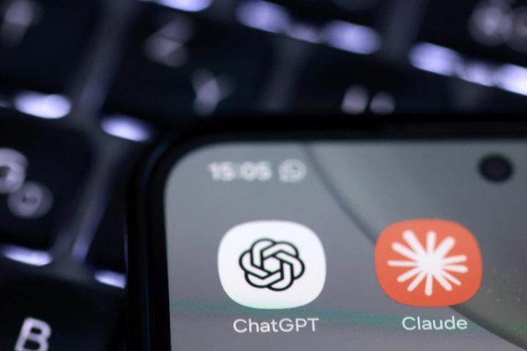 ChatGPT and Claude apps