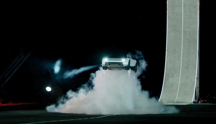 An image of the Tesla Roadster