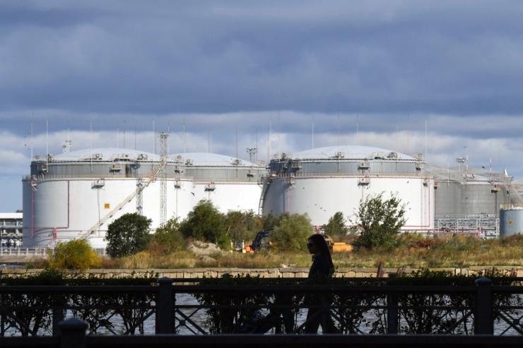 Russian oil refinery