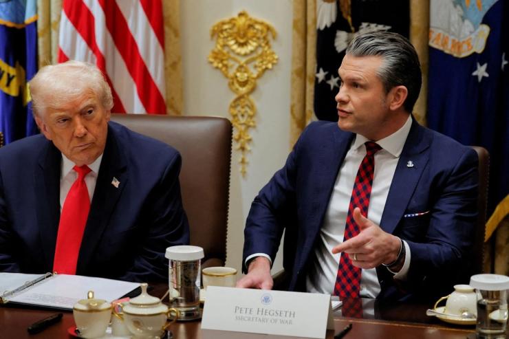 US President Donald Trump and Defense Secretary Pete Hegseth.
