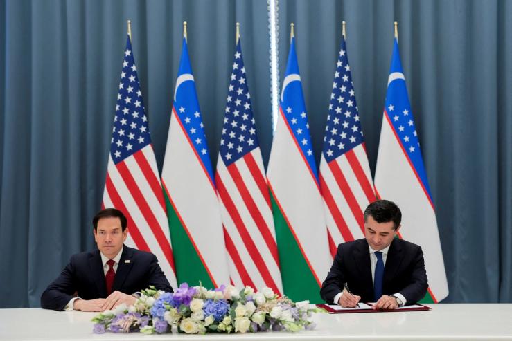 US Secretary of State Marco Rubio and Uzbekistanās Foreign Minister Bakhtiyor Saidov.
