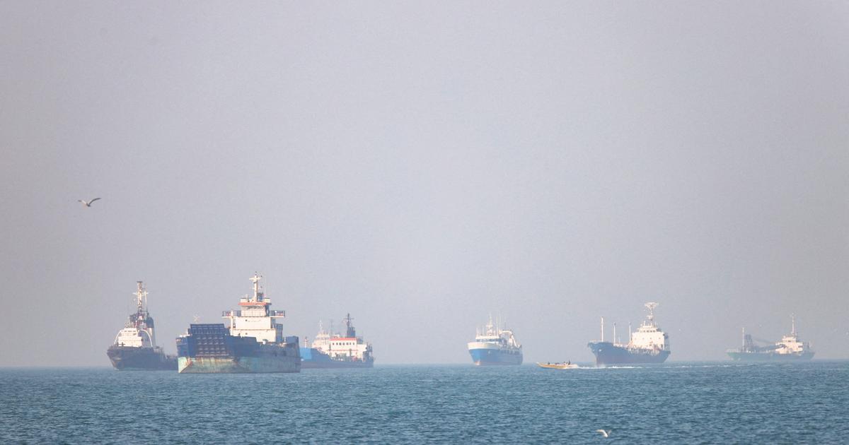 Oil drops on renewed hopes for US-Iran talks