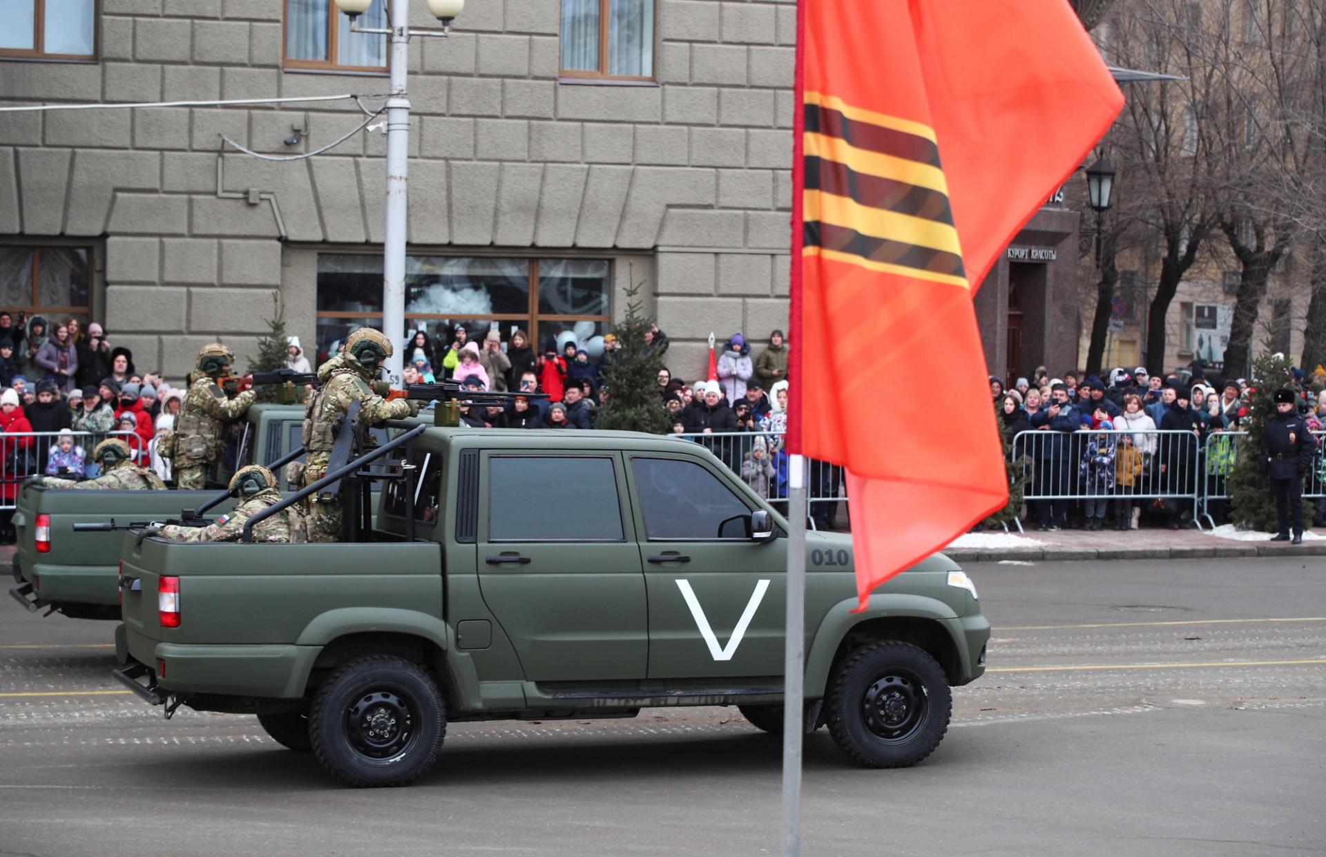 Russian service members take part in a military parade marking the 80th anniversary of the victory of Red Army over Nazi Germany's troops in the Battle of Stalingrad during World War Two, in Volgograd