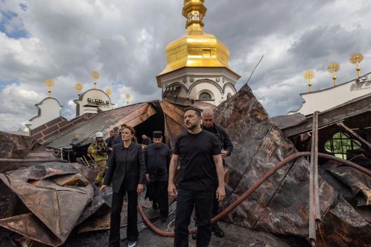 Zelenskyy at the site of the attacks.