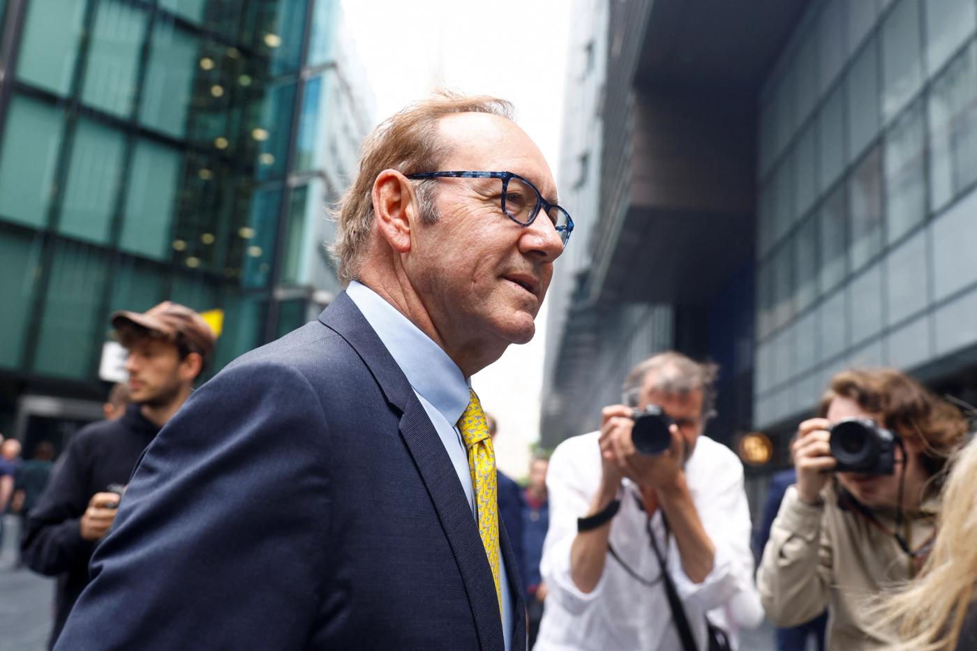 Actor Kevin Spacey walks outside Southwark Crown Court, as his trial over charges related to allegations of sex offences draws to a close, in London, Britain, July 25, 2023. REUTERS/Peter Cziborra