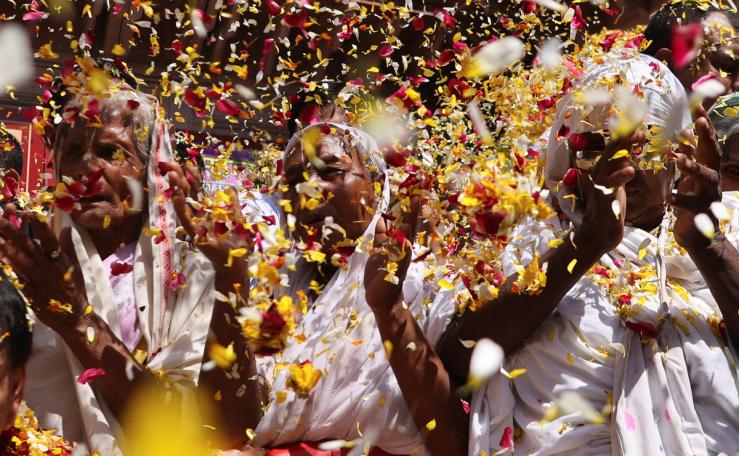 Widows take part in Holi celebrations in the town of Vrindavan in the northern state of Uttar Pradesh, India, March 6, 2023. REUTERS/Anushree Fadnavis