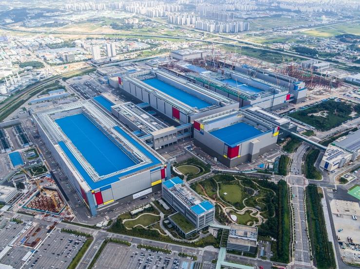 A Samsung chip plant in Pyeongtaek, South Korea.