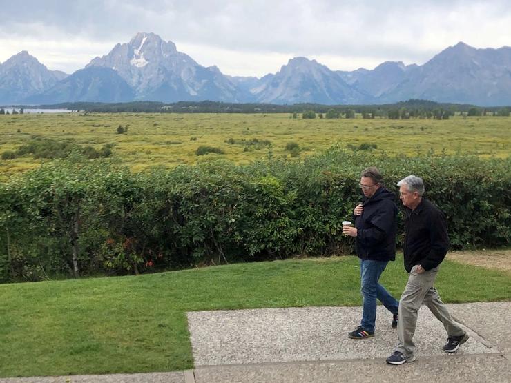 New York Federal Reserve President John Williams and Federal Reserve Chair Jerome Powell.