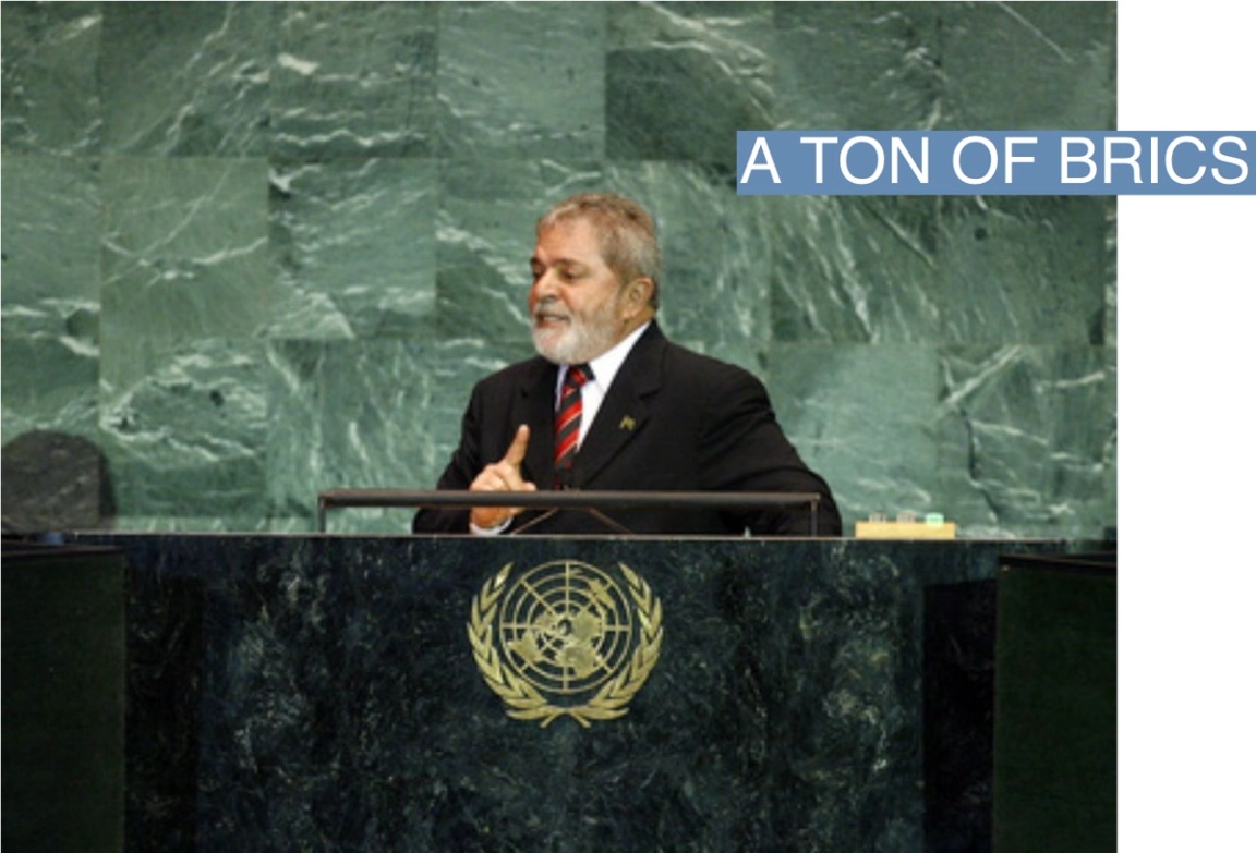 Lula giving a speech at the U.N.
