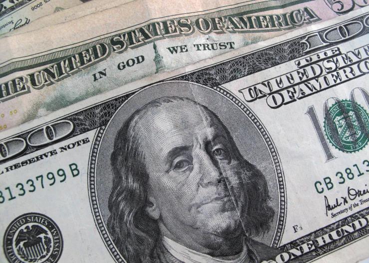 A $100 bill
