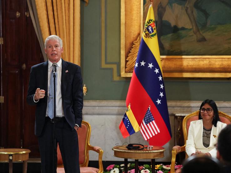 US Energy Secretary Chris Wright next to Venezuelan acting President Delcy Rodriguez.
