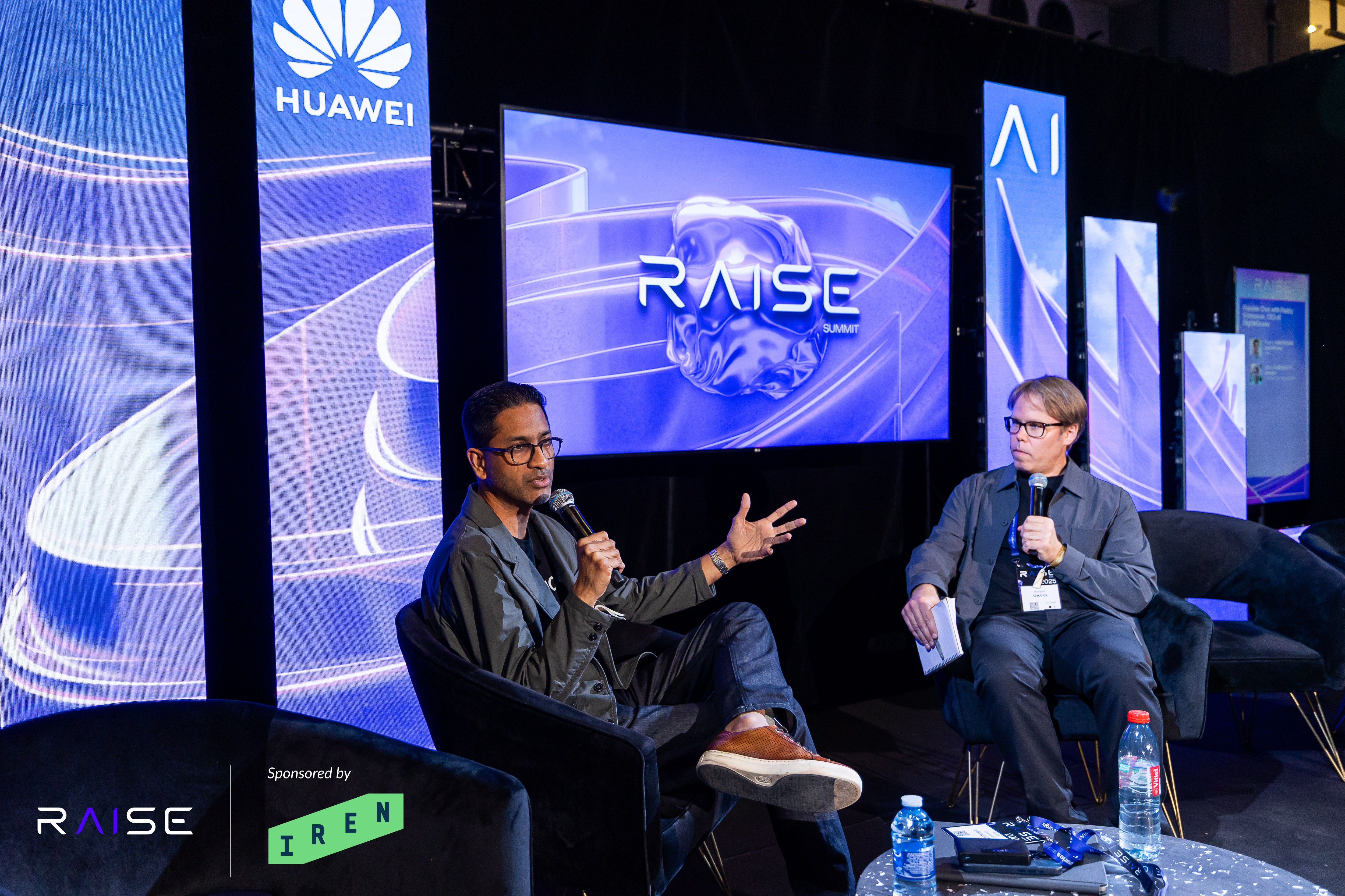 DigitalOcean CEO Paddy Srinivasan sits with Reed Albergotti 