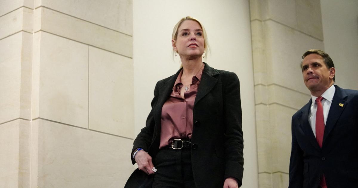 Bondiâs play to defuse an Epstein subpoena partly pays off