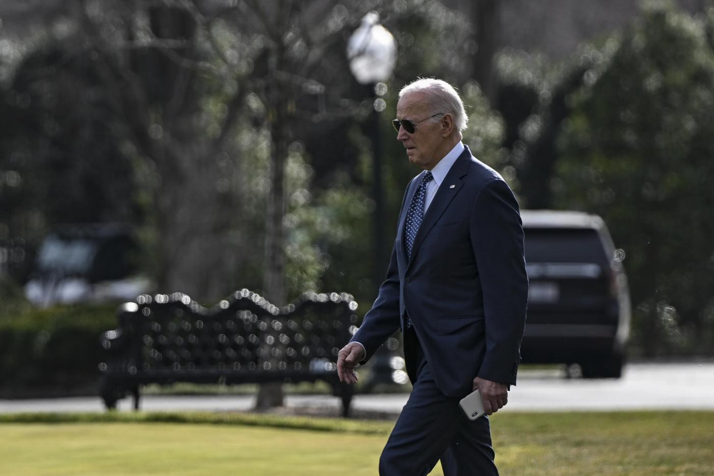 President Joe Biden departs the White House for Leesburg, Va., on Feb. 8, 2024.