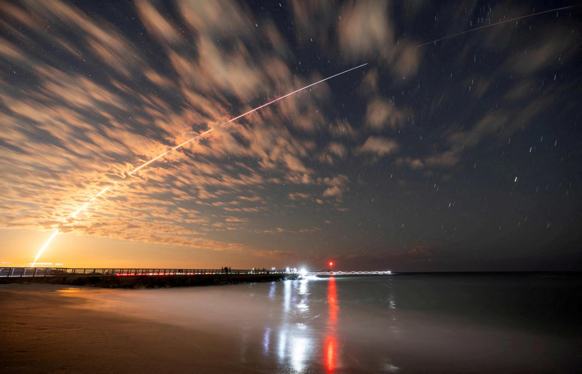 The SpaceX Falcon 9 rocket carrying Starlink satellites.