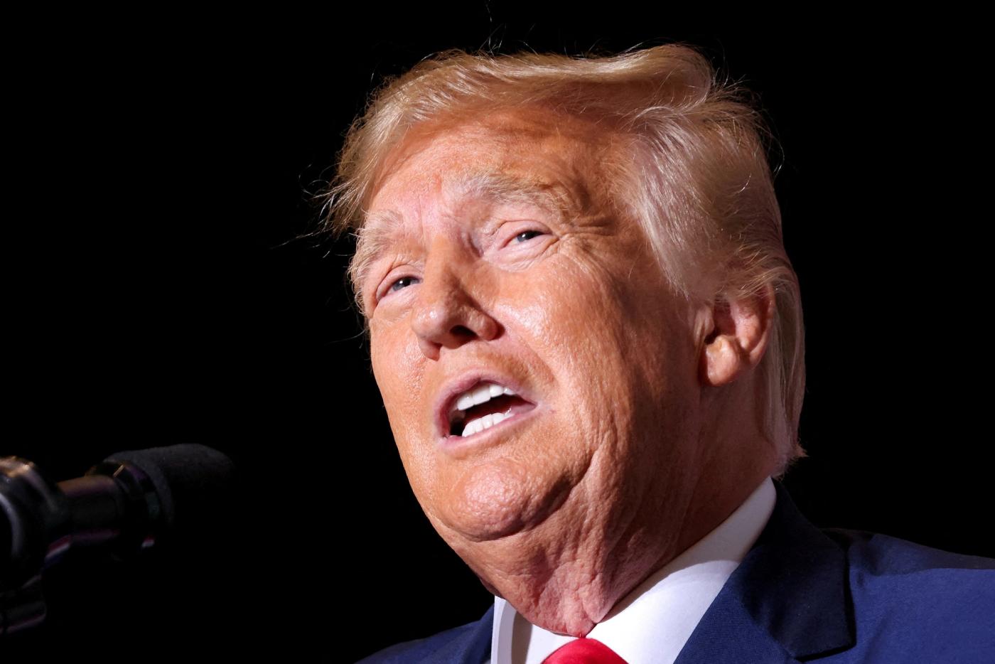 Former U.S. President and Republican presidential candidate Donald Trump speaks at a campaign event in Council Bluffs, Iowa, U.S., July 7, 2023. REUTERS/Scott Morgan