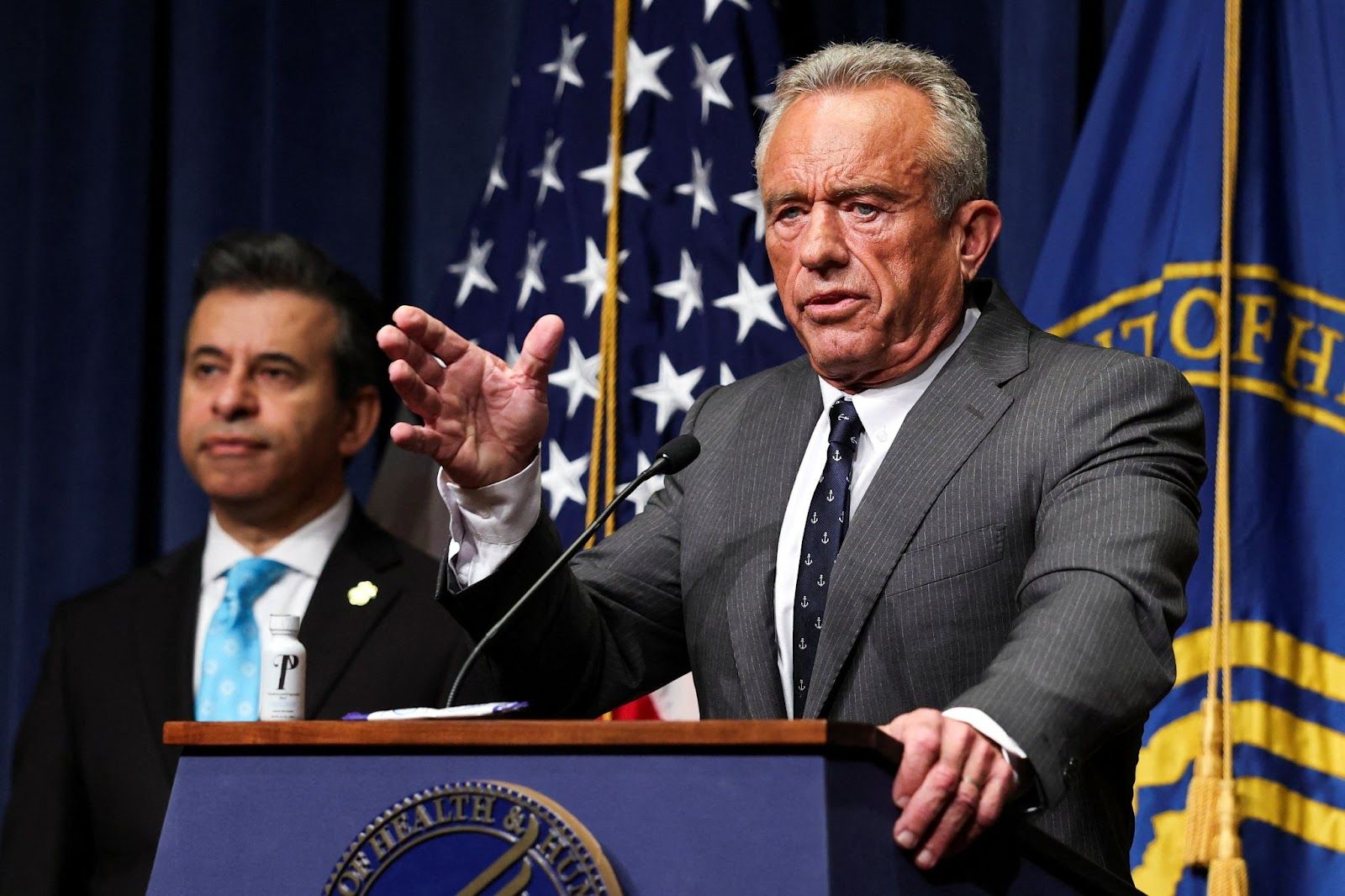 US cancels $500M in mRNA vaccine research