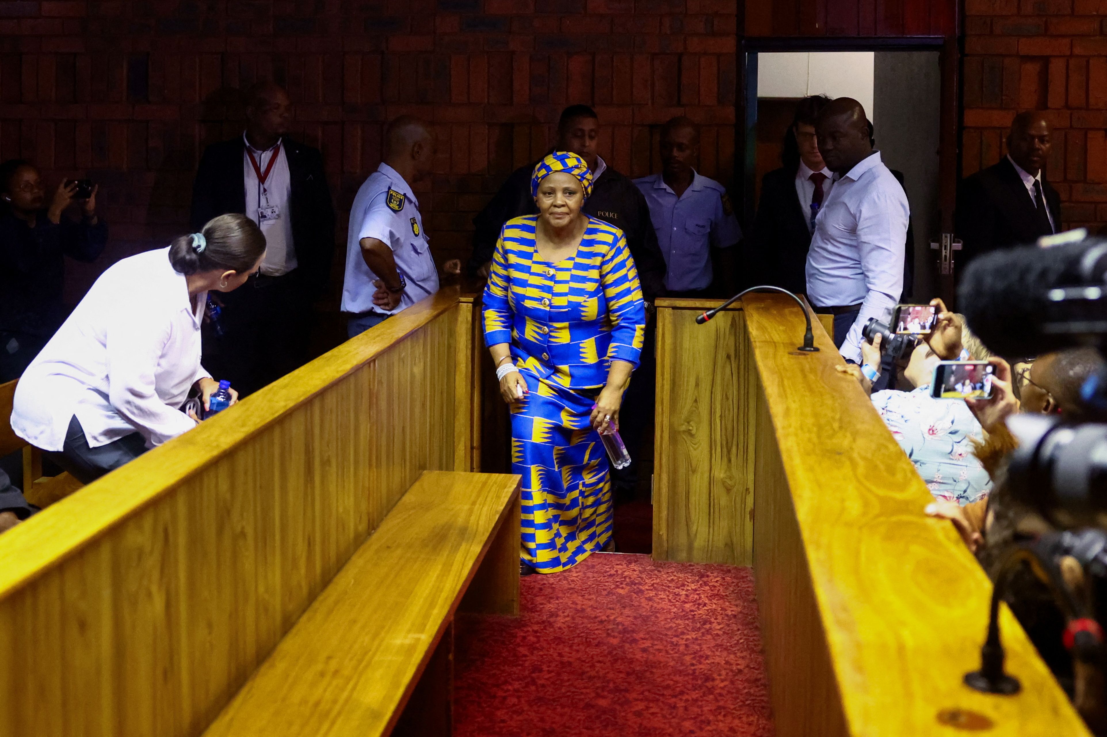 Nosiviwe Mapisa-Nqakula