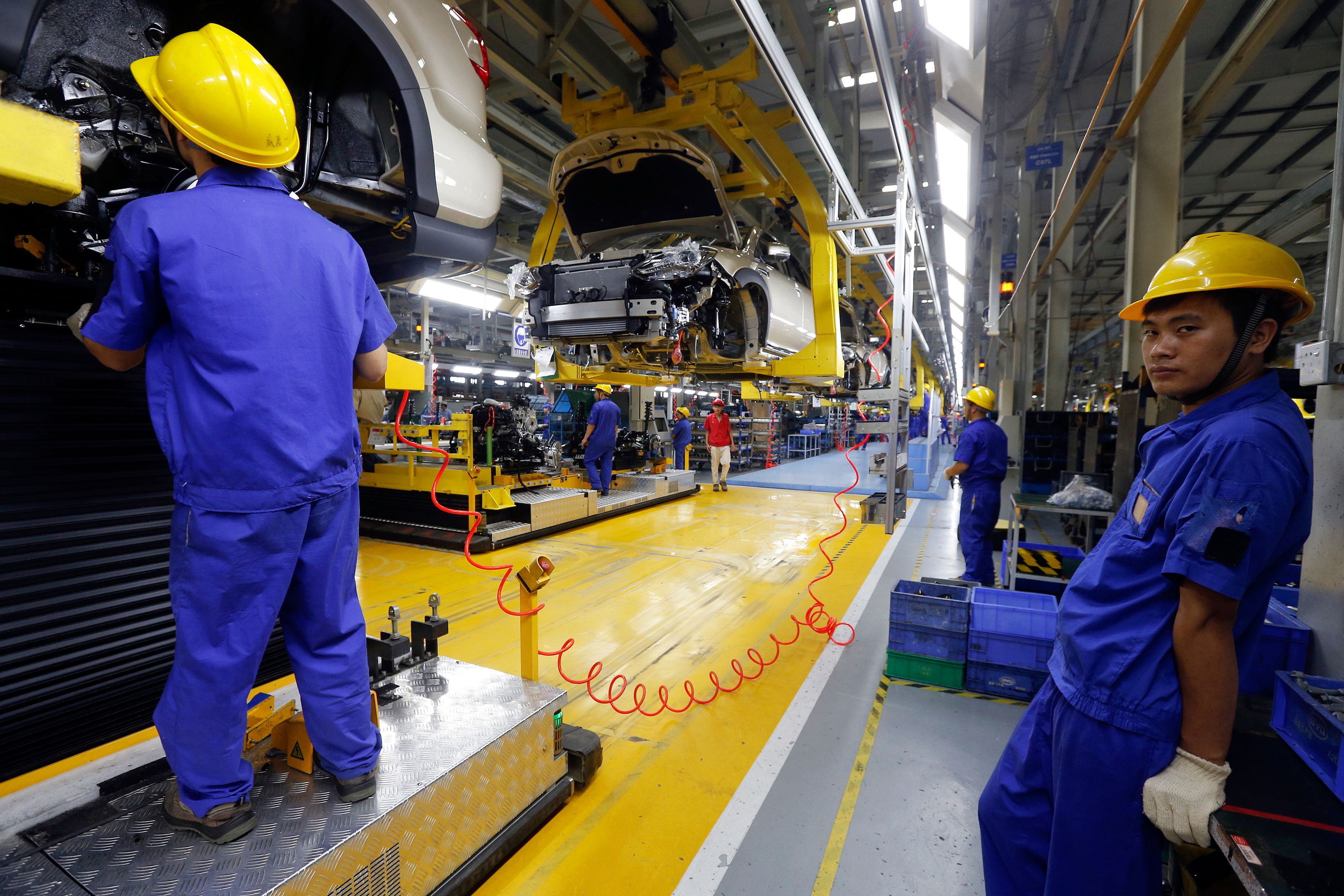 Vehicle assembly line in China