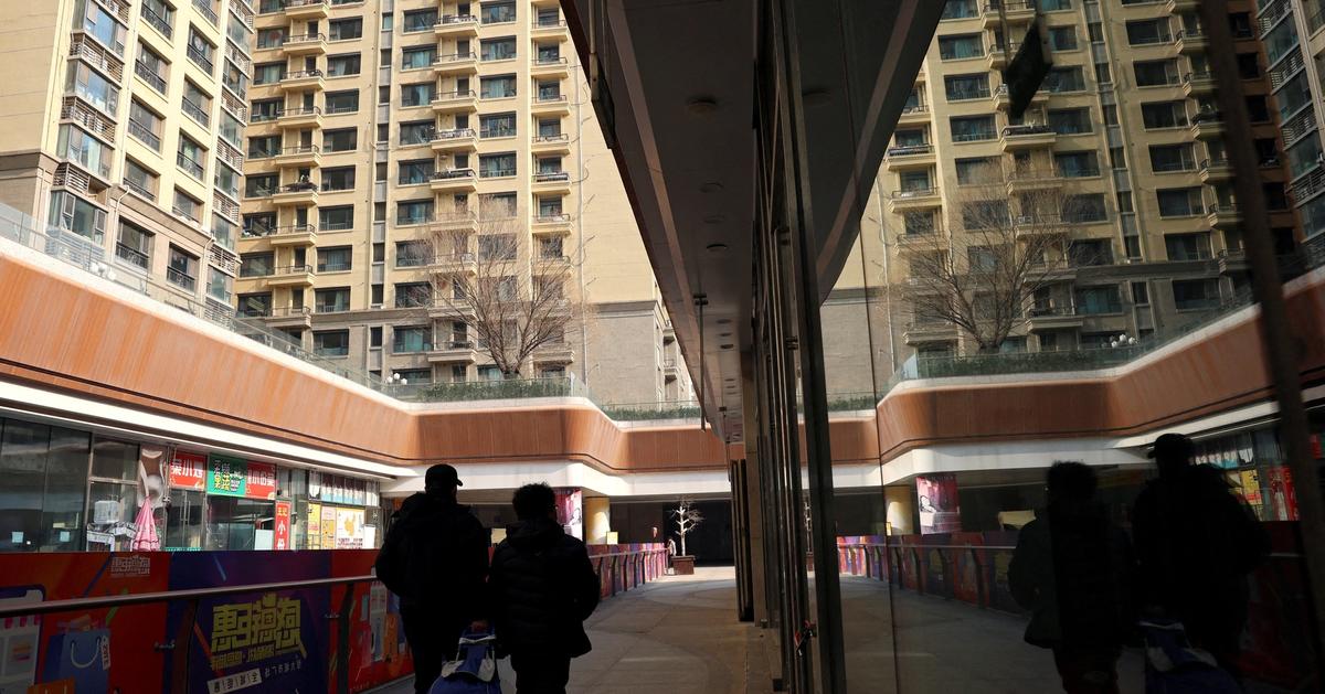 China looks for signs of optimism in its housing market