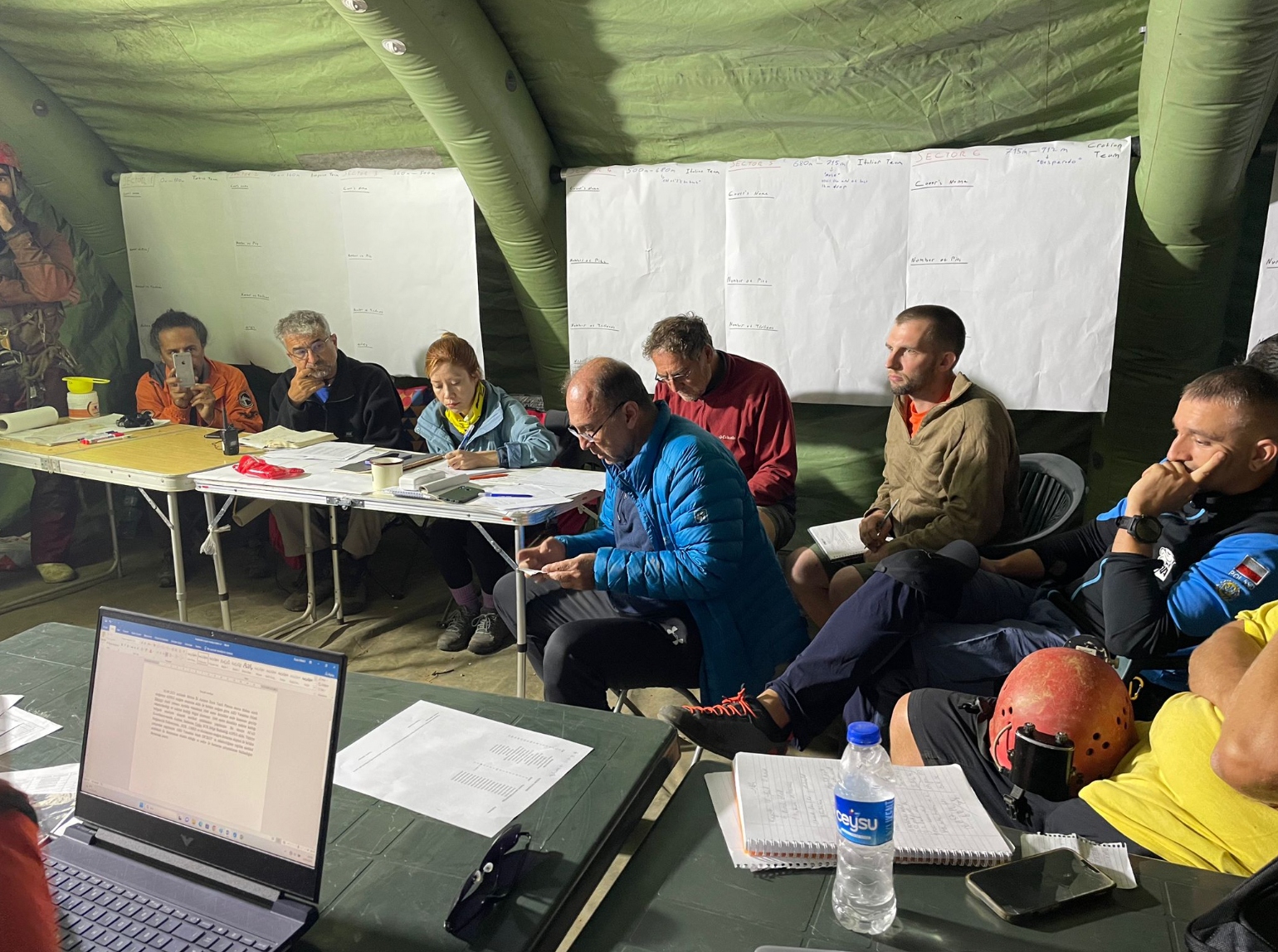 Dispatched teams planning to rescue Mark Dickey