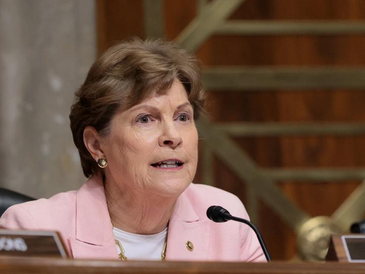 Jeanne Shaheen