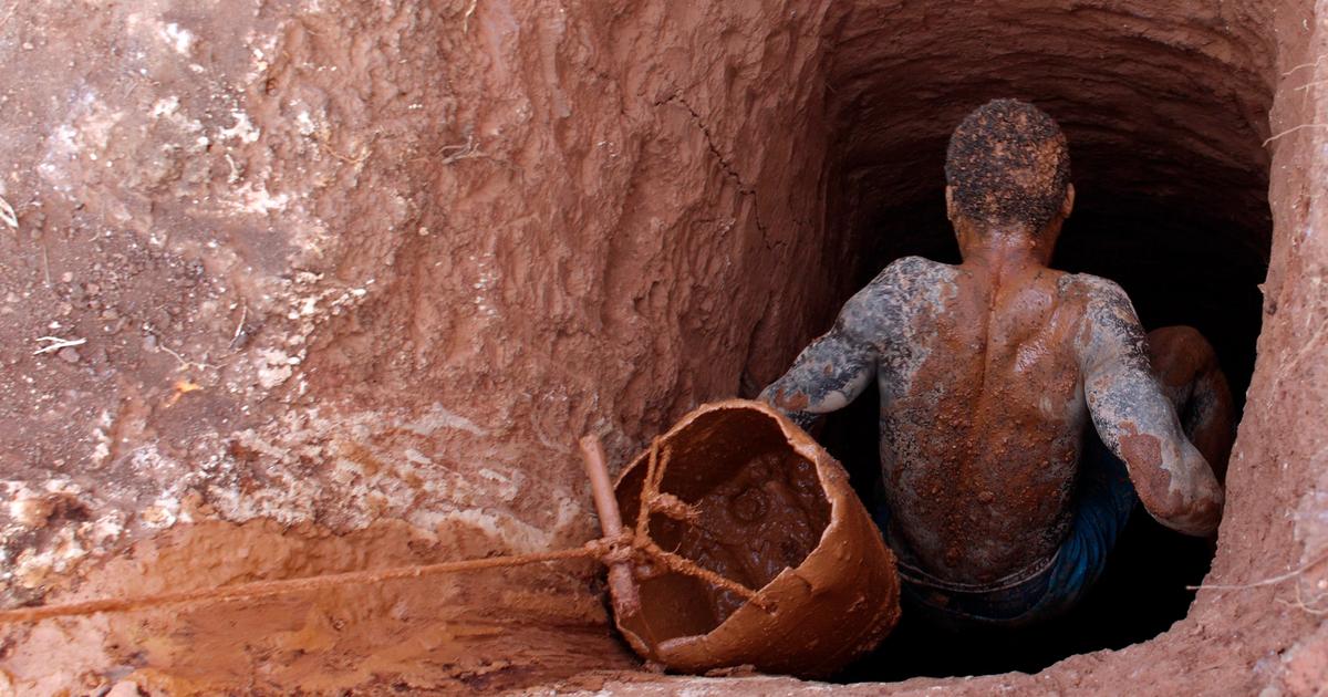 Mozambique mining law looks to tighten state control