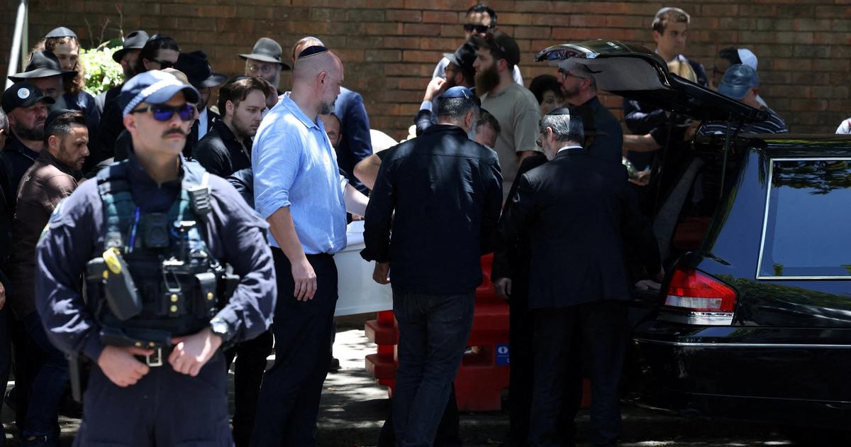 Australia to tighten hate speech laws following Bondi Beach attack