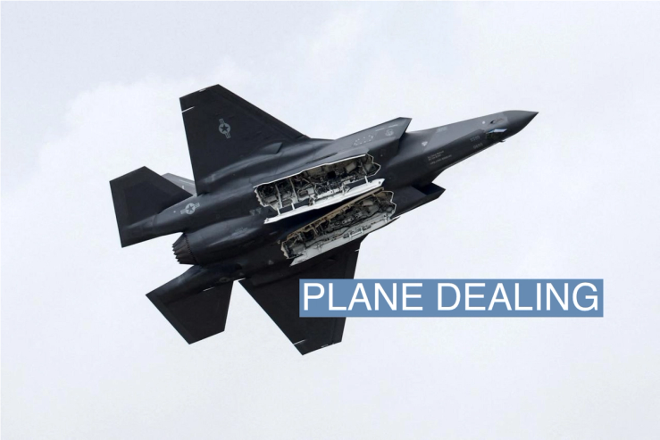 A Lockheed Martin F-35 fighter jet performs a flying display at the 54th International Paris Airshow at Le Bourget Airport near Paris, France, June 20, 2023. REUTERS/Benoit Tessier/File Photo