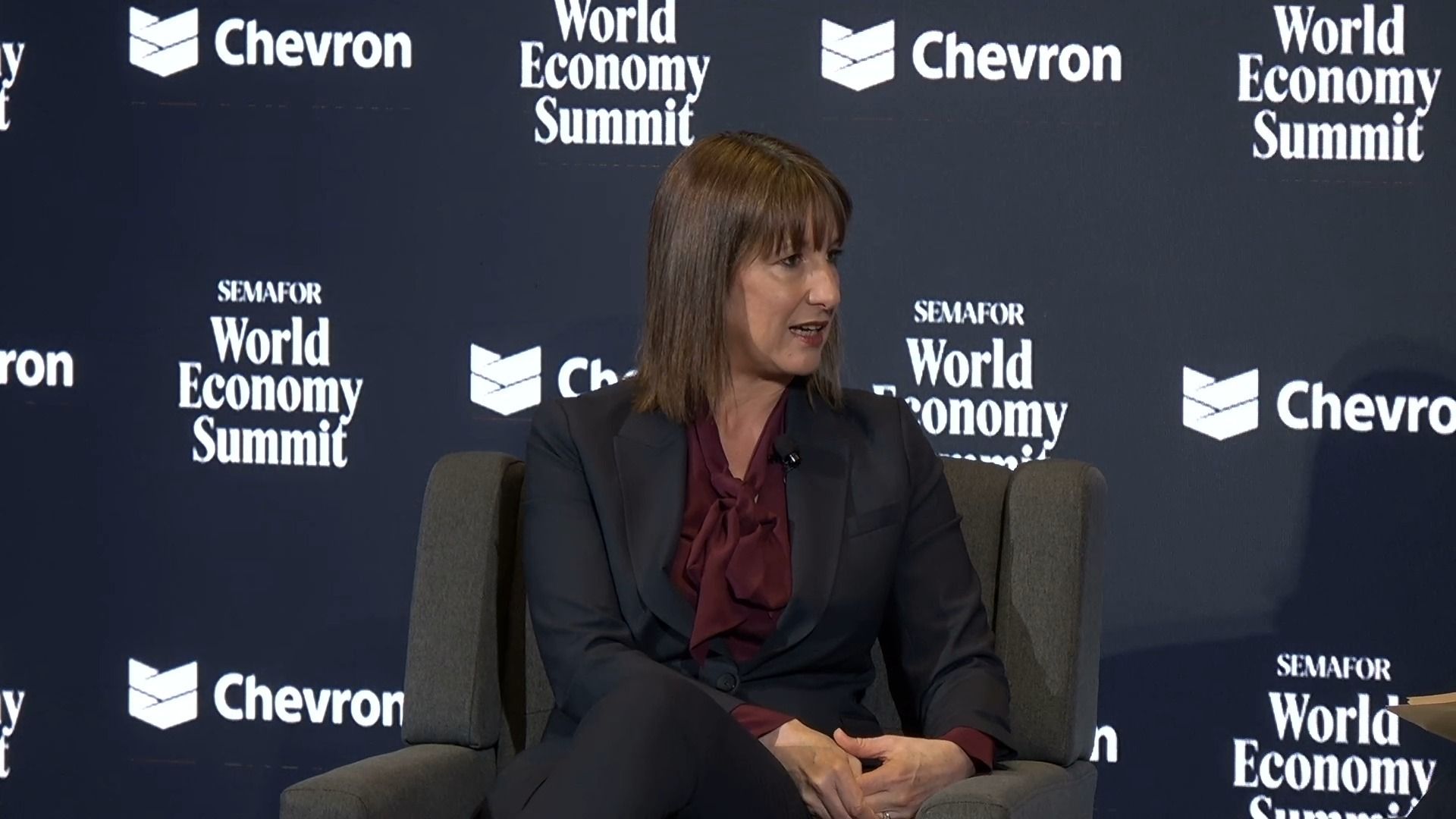 Rachel Reeves on stage.