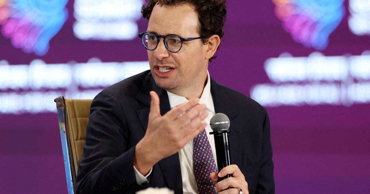 Calls for AI slowdown prompt chip selloff - Semafor