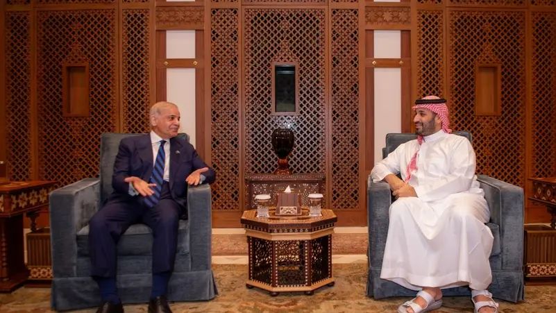 Pakistan’s Prime Minister Shehbaz Sharif and Saudi Crown Prince Mohammed bin Salman.