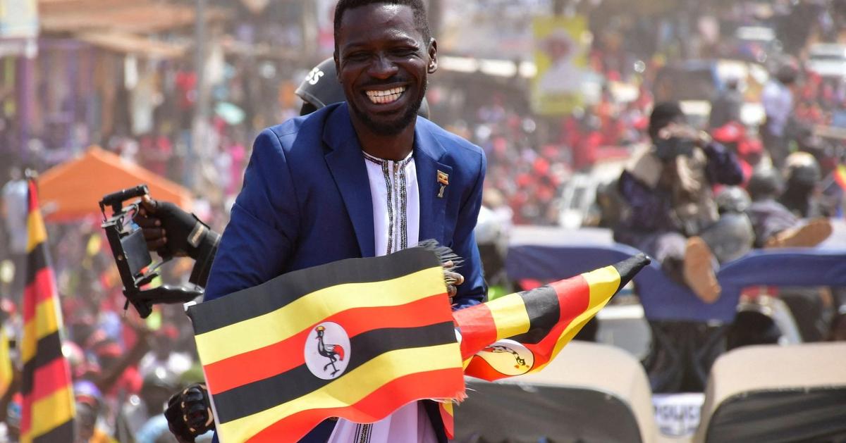 Der ugandische Popstar und Oppositionspolitiker Bobi Wine erläutert seine ...