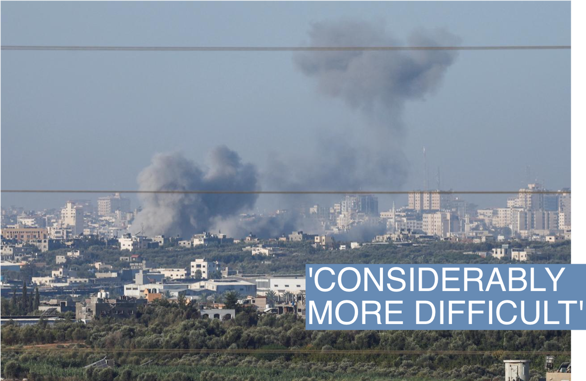 Smoke rises over Gaza, as seen from Israel's border with Gaza, in southern Israel October 30, 2023. REUTERS/Evelyn Hockstein