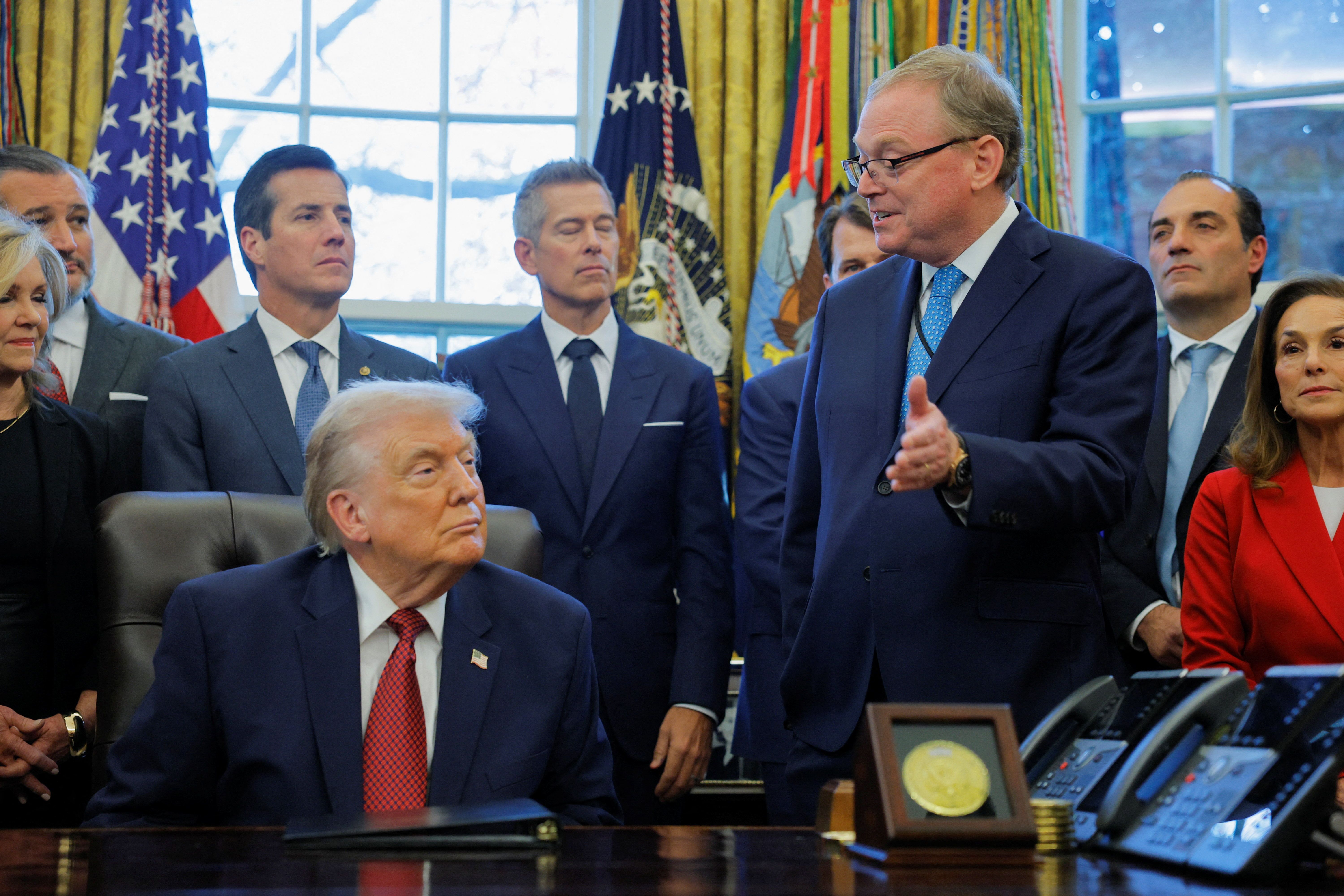 US President Donald Trump and Kevin Hassett. 