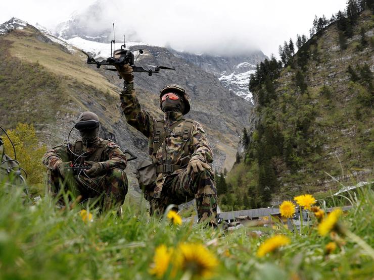 A Swiss army drone operator