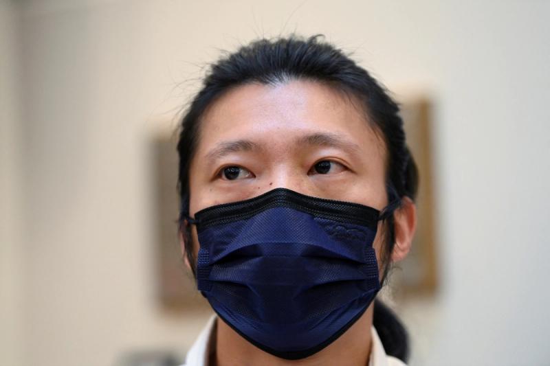 PREVIEW XML Protester Bob Chan, who was seen being pulled into the grounds of a Chinese consulate in Manchester and beaten, attends a news conference, in London, Britain, October 19, 2022.