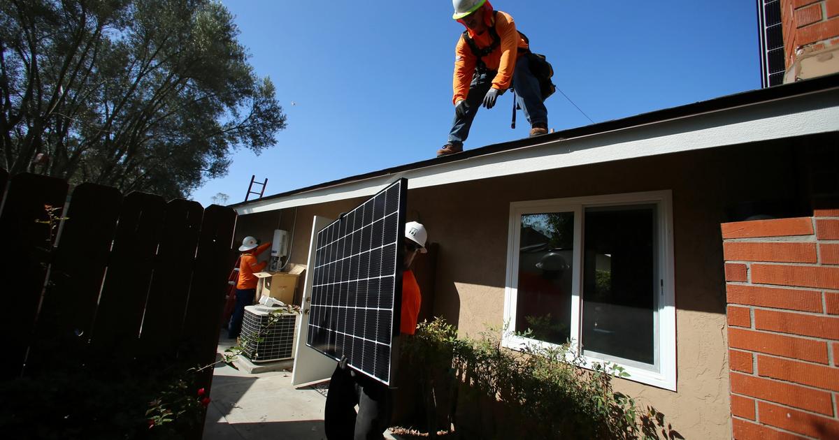 US clean energy investment surges 22% in second quarter