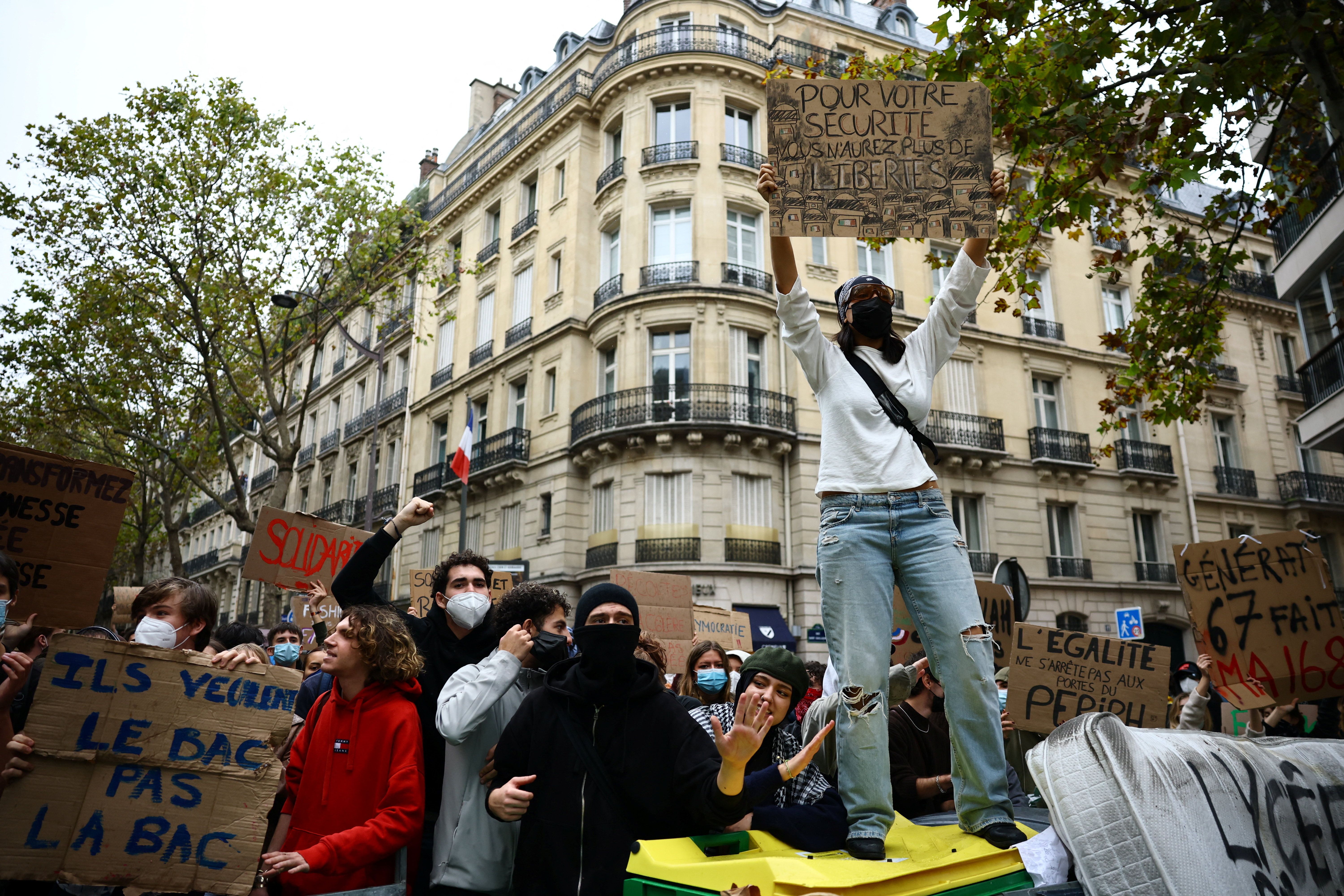 French students protesting