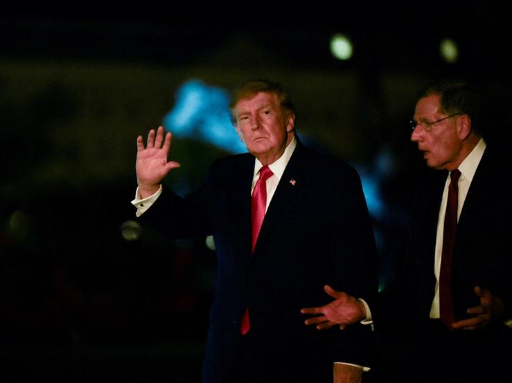 US President Donald Trump with US Senate Majority Whip John Barrasso.