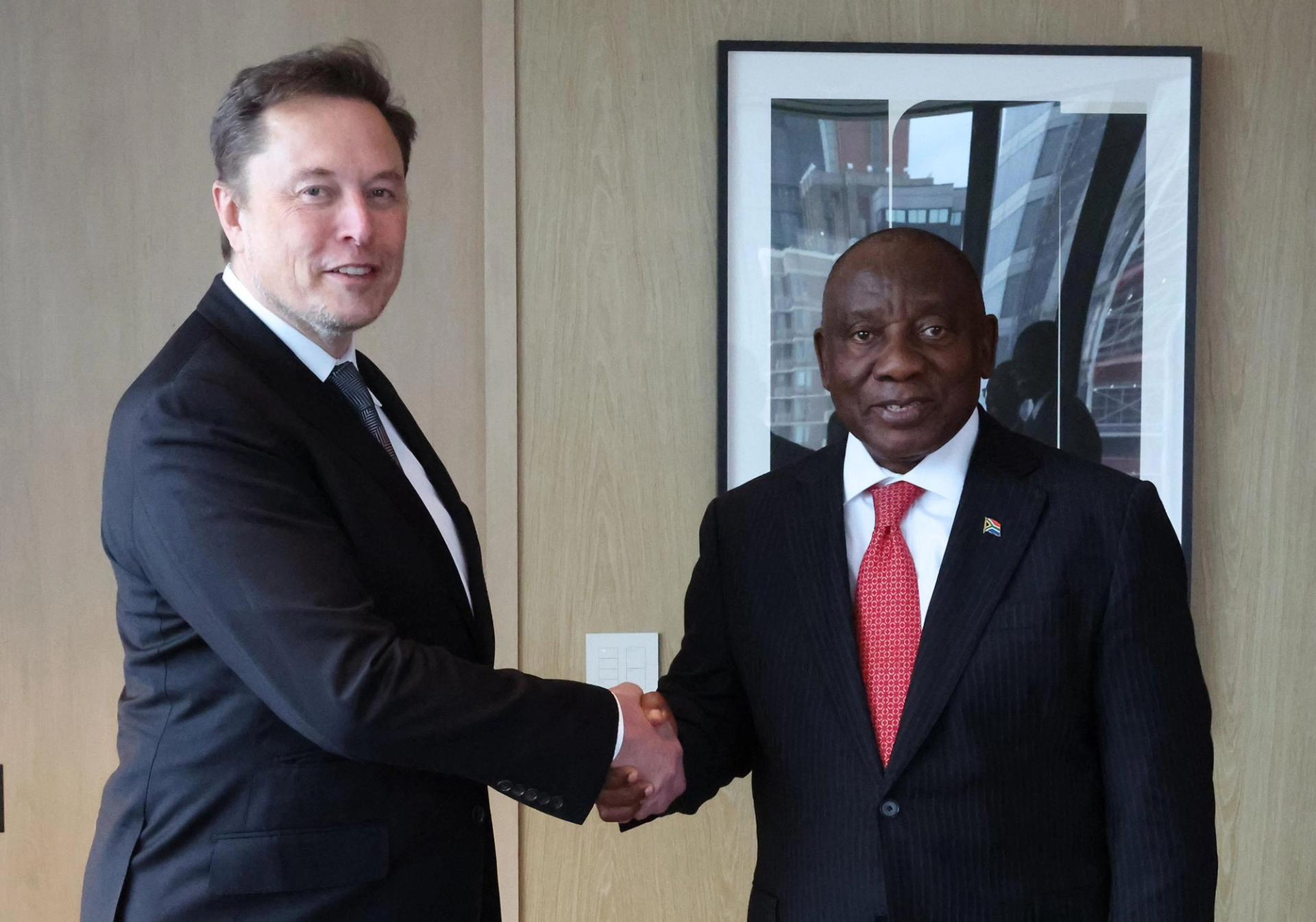 Billionaire Elon Musk and South Africa’s President Cyril Ramaphosa