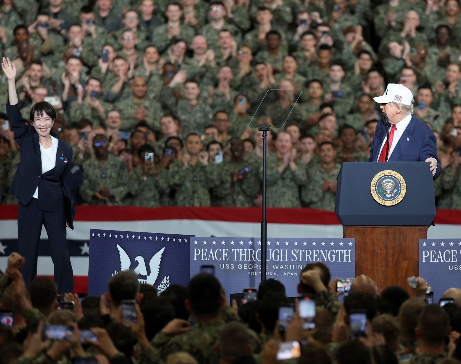 Japanese Prime Minister Sanae Takaichi and Donald Trump. 