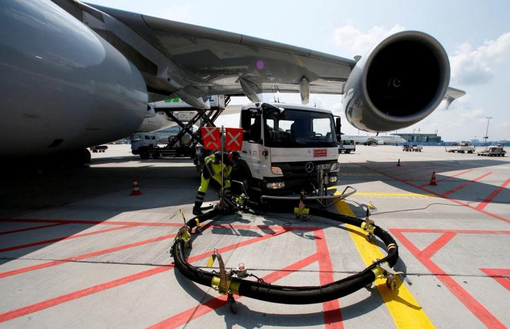 A Lufthansa jet refuels