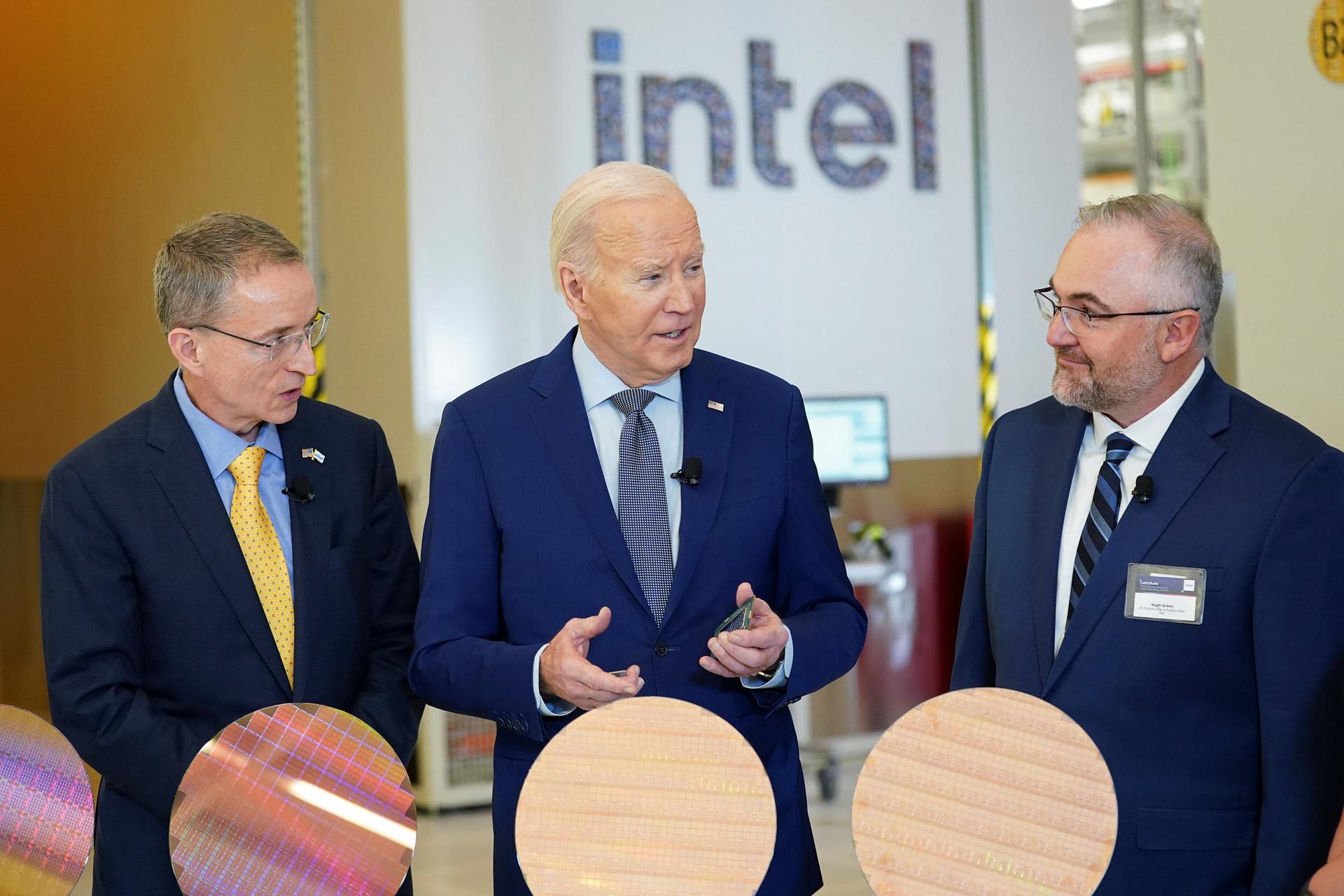 US President Joe Biden tours the Intel Ocotillo Campus in Chandler, Arizona