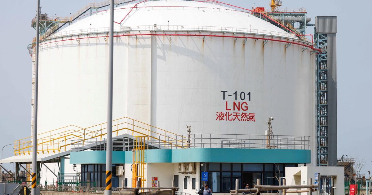 Global market faces LNG glut, while US forecasts shortfall