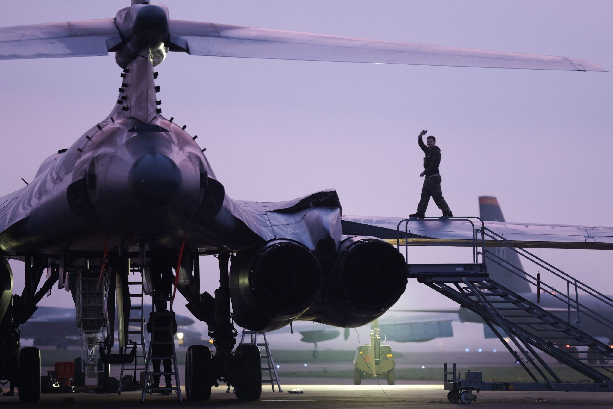 USAF B-1 bomber at RAF Fairford airbase. 