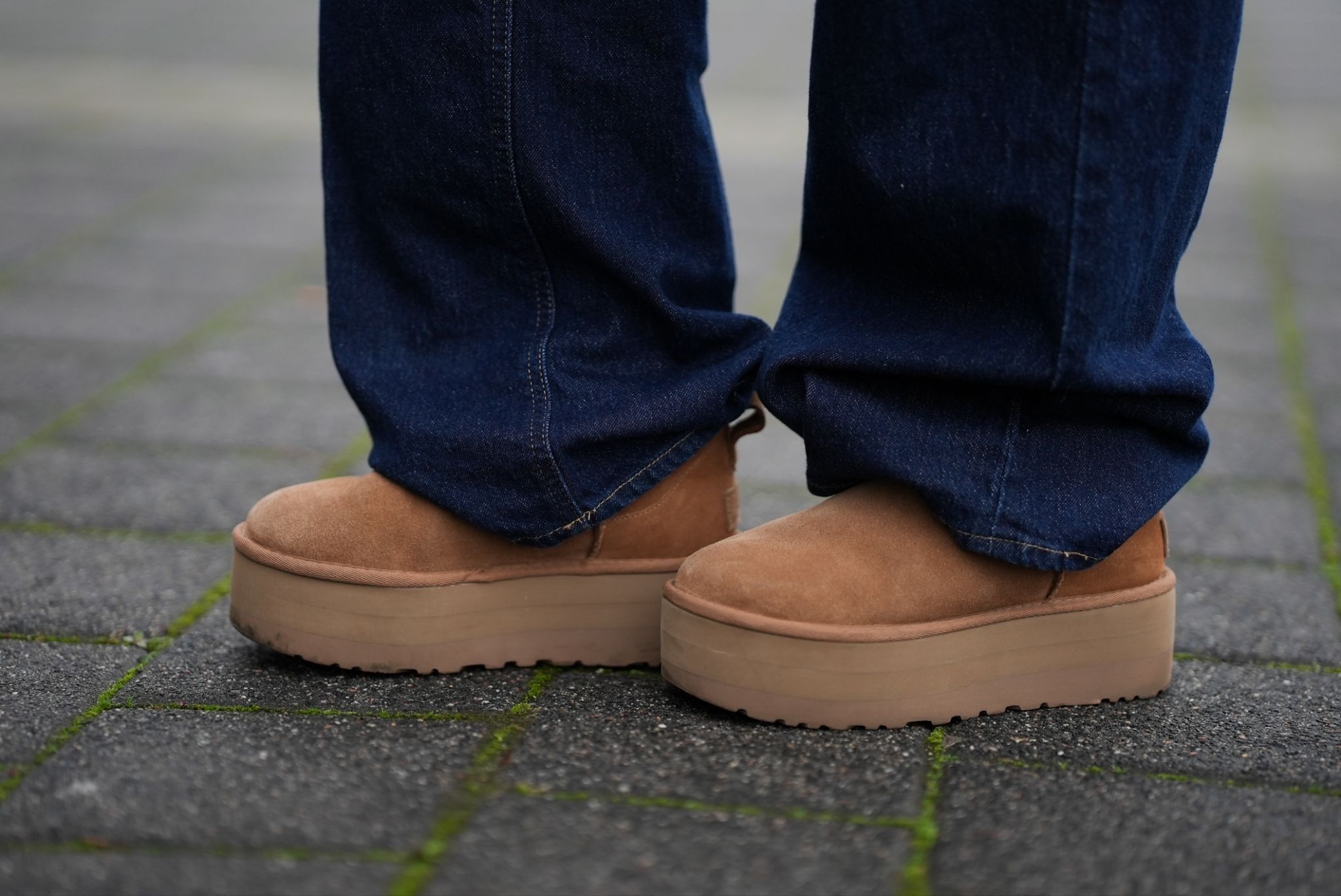 Baggy jeans and Ugg boots